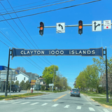 Clayton 1000 Islands Necklace
