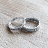 Narrow Ripple Ring (Oxidized)