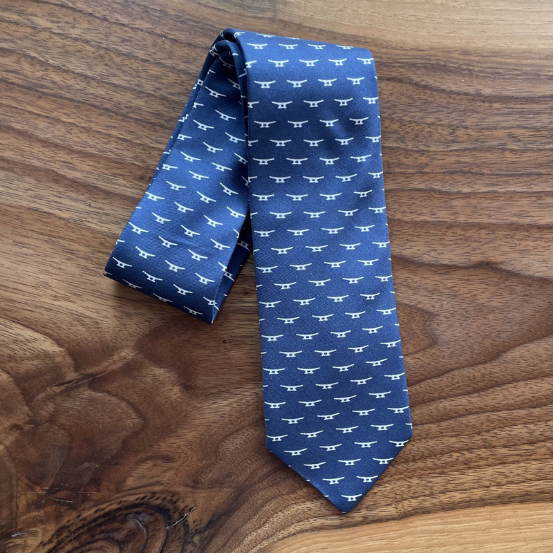 Silk Cleat Necktie