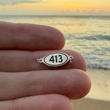 413 Oval Road Sign Connector Charm