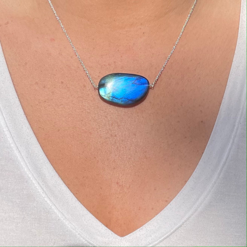 Chunky Single Stone Labradorite Necklace