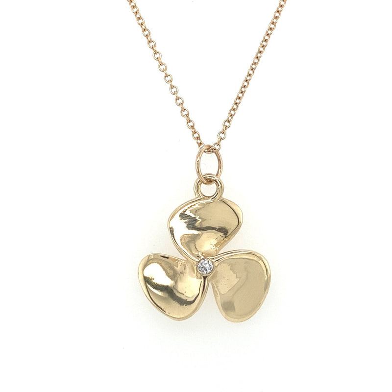 Large Classic Prop Necklace with Diamond
