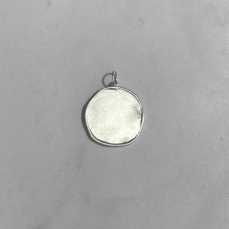 Medium Round Engravable Necklace