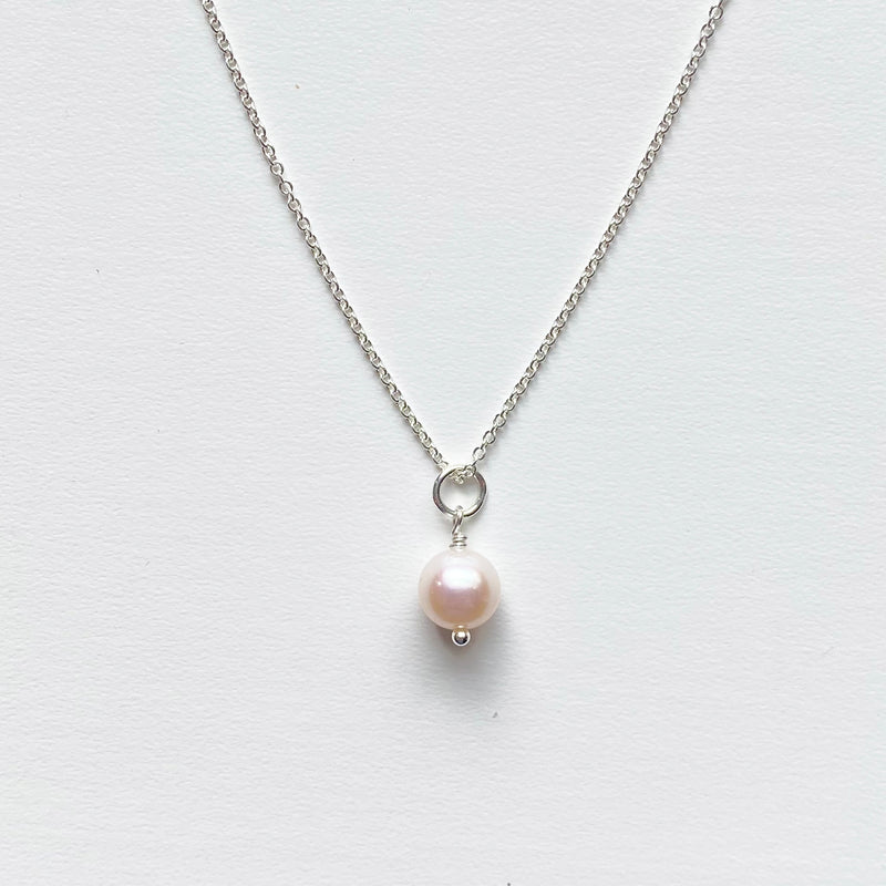 Round Pearl Charm Necklace