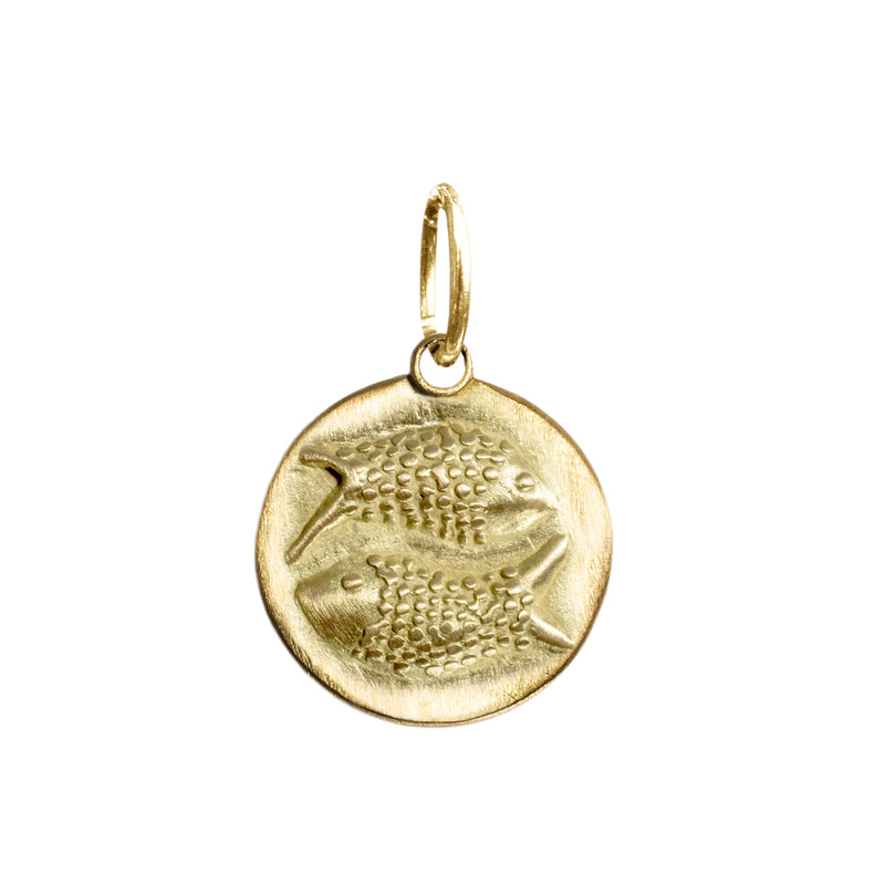 Pisces Zodiac Charm in 18K Gold