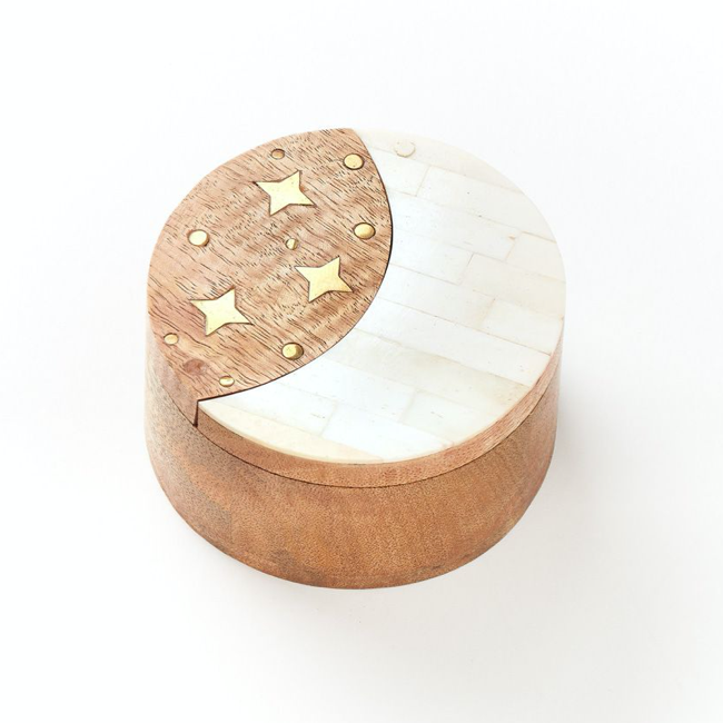 Nakshatra Pivot-Top Box
