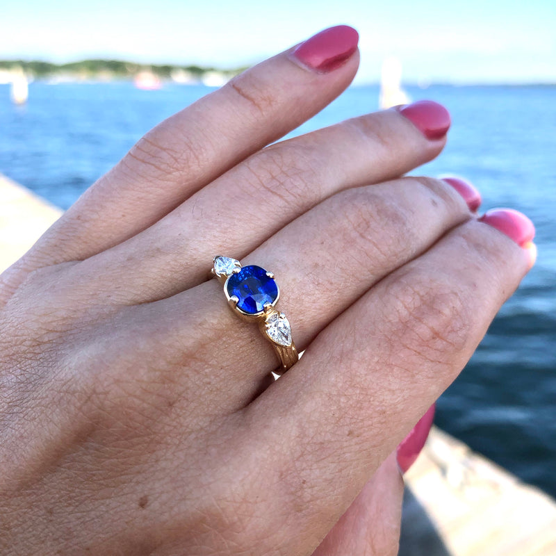 Blue Sapphire & Diamond Ripple Ring in 14K Gold