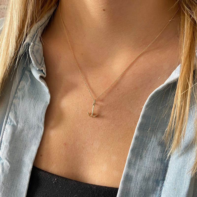 Medium Anchor Necklace – The Golden Cleat