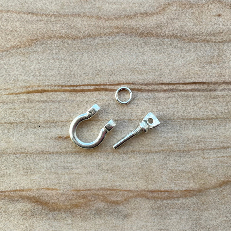 Shackle Charm