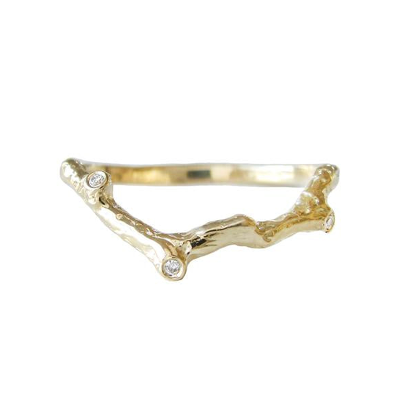 Cradle Vine Ring in 14K Yellow Gold
